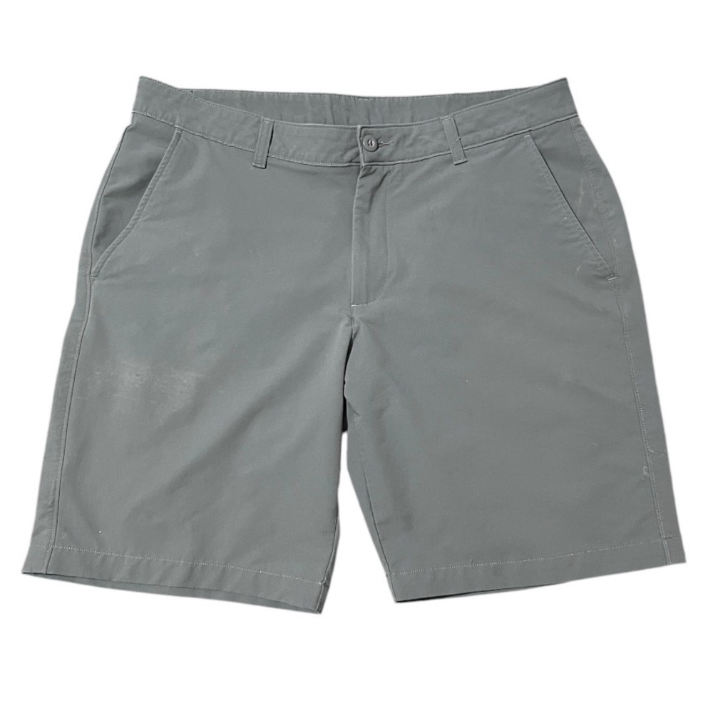 Under Amour Men’s Gray Flat Front Stretch Golf Shorts Size 38